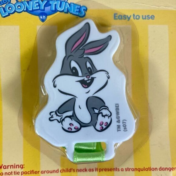 Pacifier Holder Baby Clip‎ Looney Tunes Boys Girls Toddler Babies Teether New - Picture 5 of 10